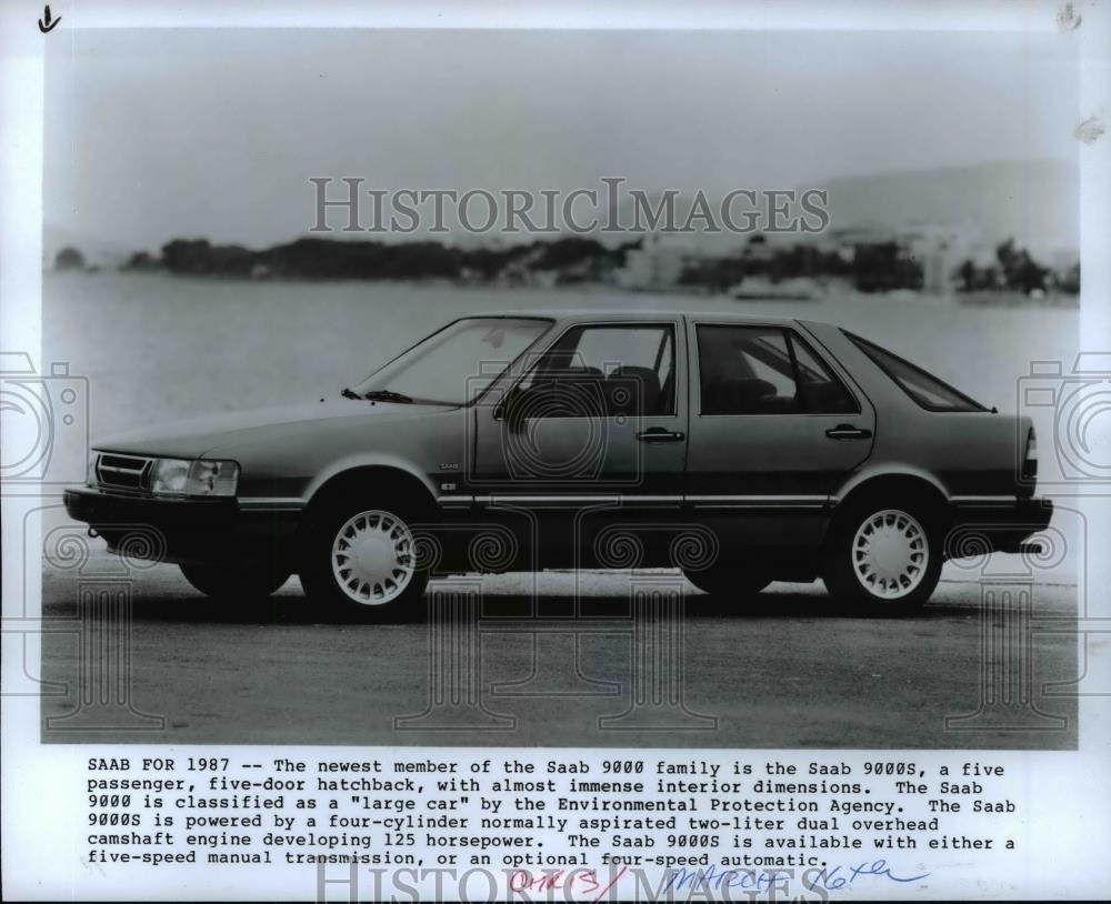 1987 Press Photo Saab 9000s, a five passenger, five door hatchback - cvb69106 - Historic Images