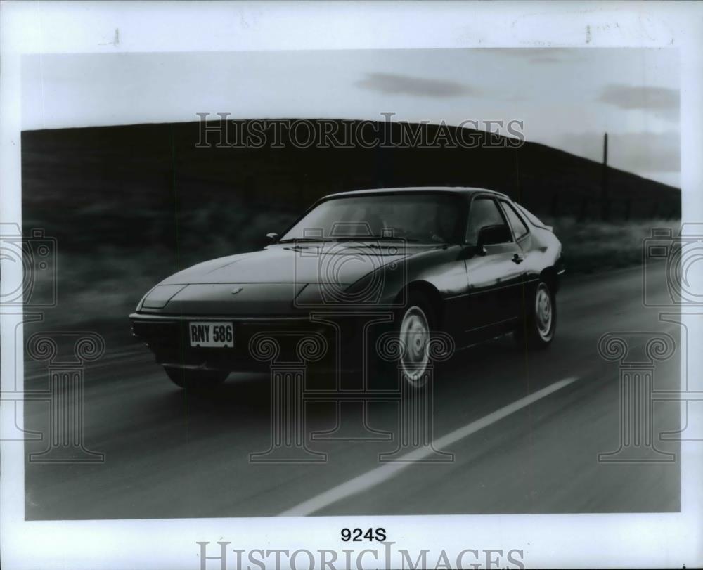 1986 Press Photo Porsche 924S - cvb69113 - Historic Images