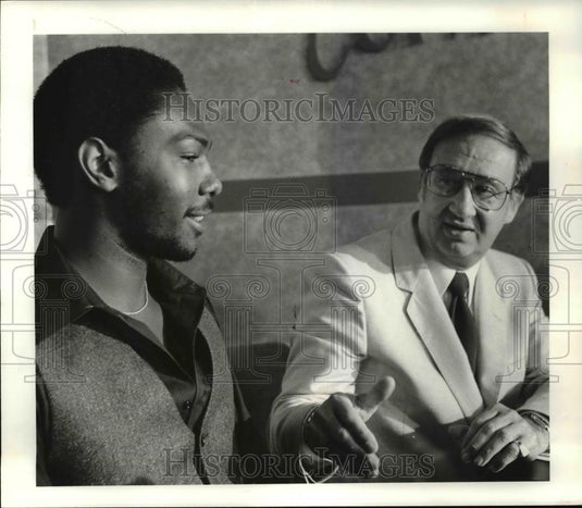 1980 Press Photo Mike Mitchell (left) and Ted Stepien - cvb69162 - Historic Images