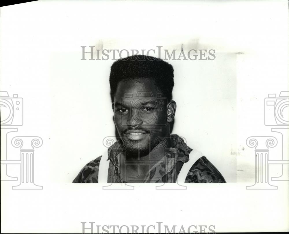 1991 Press Photo Tony Sharpe-Clairvier football player, Lorain - cvb69447 - Historic Images