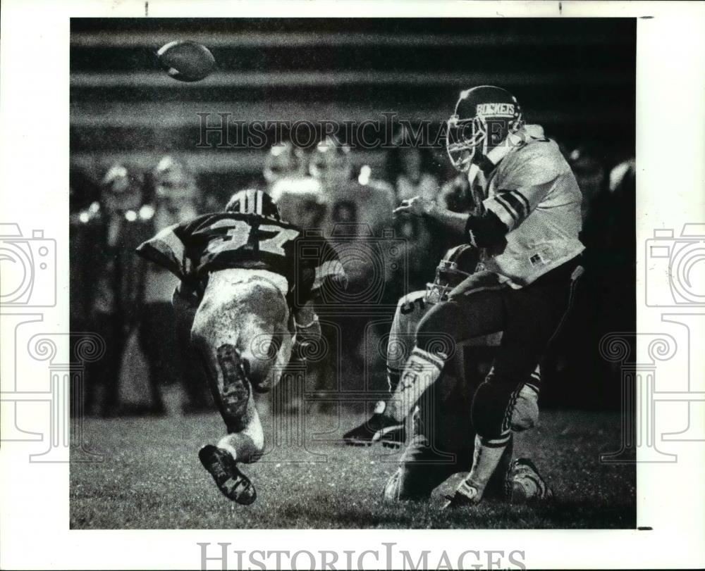 1990 Press Photo Avon Lake&#39;s Joe Romes vs Rockets&#39; Realli, Holder, Craig - Historic Images