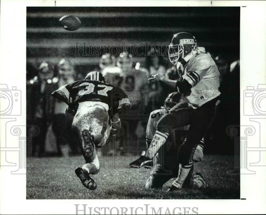 1990 Press Photo Avon Lake's Joe Romes vs Rockets' Realli, Holder, Craig - Historic Images