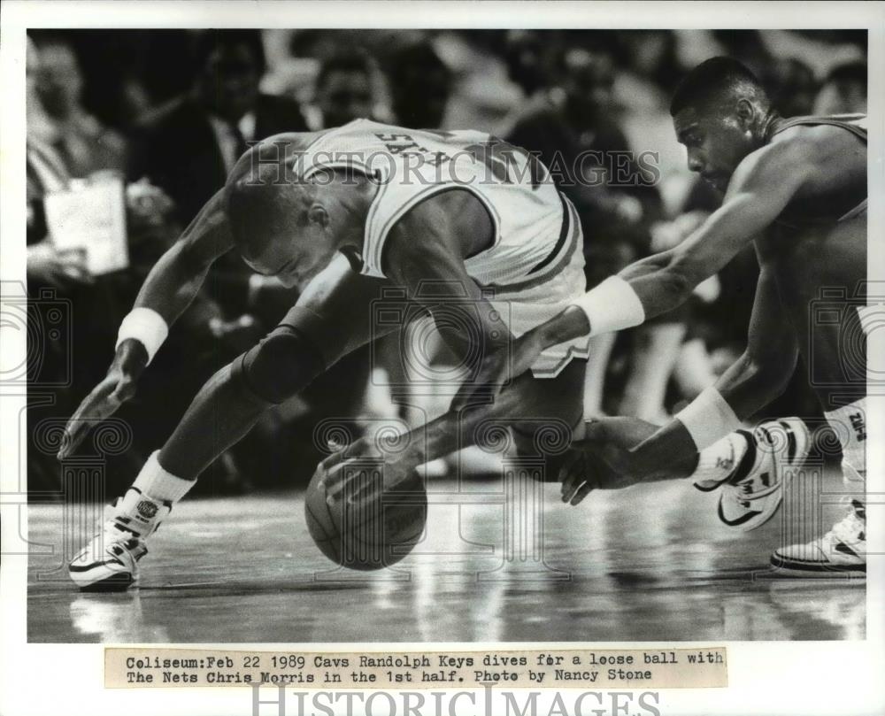 1989 Press Photo Cavs Randolph Keys vs The Nets Chris Morris-basketball battle - Historic Images