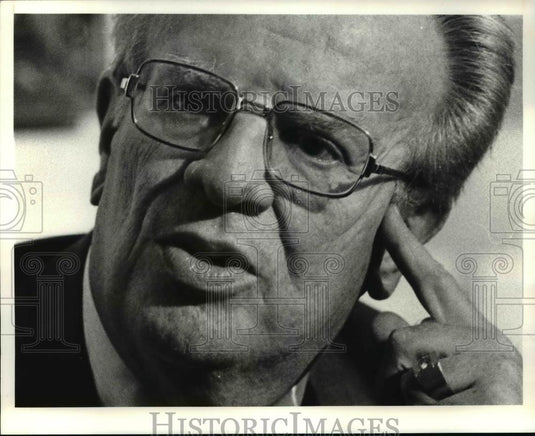 1988 Press Photo Larry O'Brien - cvb69504 - Historic Images