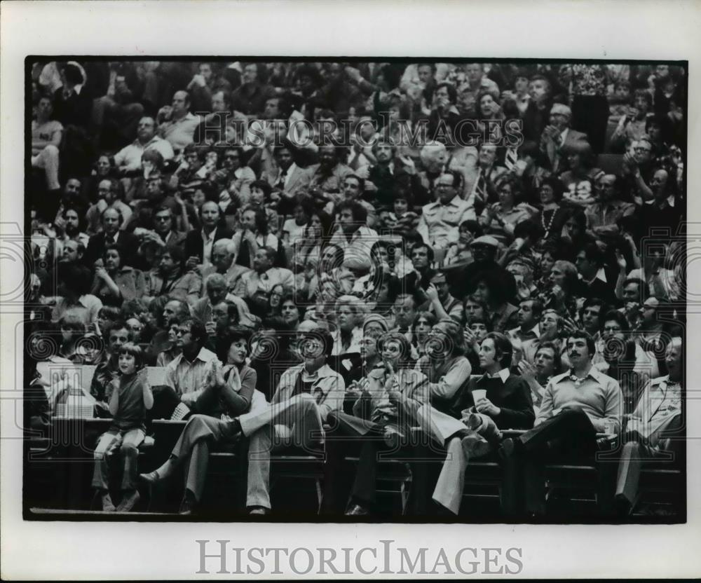 Press Photo Cavaliers basketball crowds - cvb69514 - Historic Images