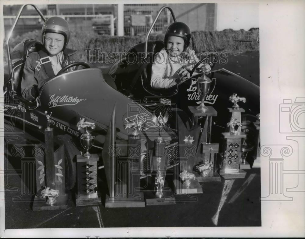 1965 Press Photo Jeff and Lorie Witchery-Midget Racing - cvb69669 - Historic Images
