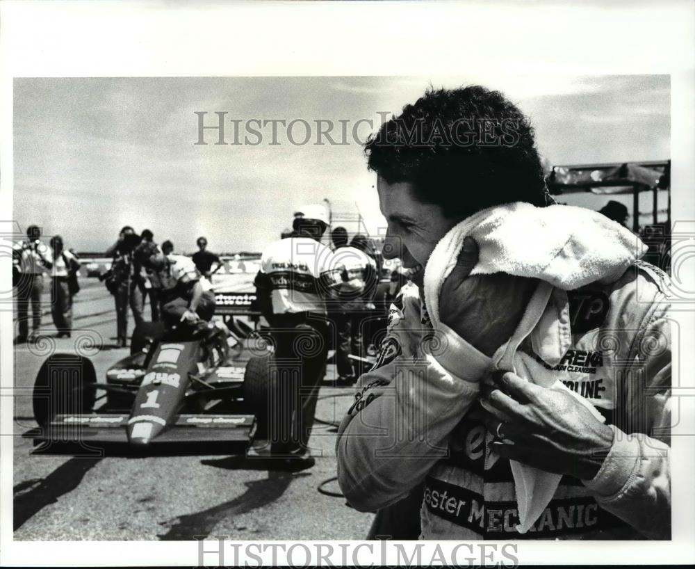1987 Press Photo Robert Guerrero after winning the pole position - cvb69747 - Historic Images