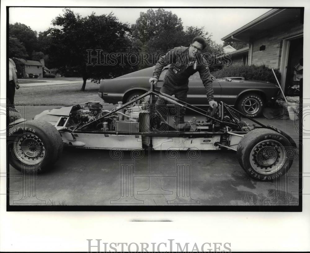 1989 Press Photo Bill Hornack with his race car - cvb69749 - Historic Images