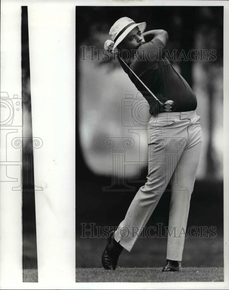 1982 Press Photo Douglas Grier hits from the 12 tee. - cvb69892 - Historic Images