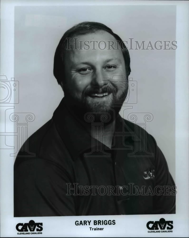 Press Photo Gary Briggs, Cleveland Cavaliers Trainer - cvb69910 - Historic Images