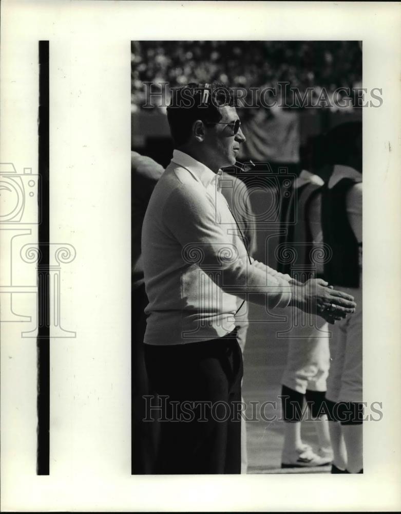 Press Photo Browns Coach Joe Daniels - cvb70015 - Historic Images