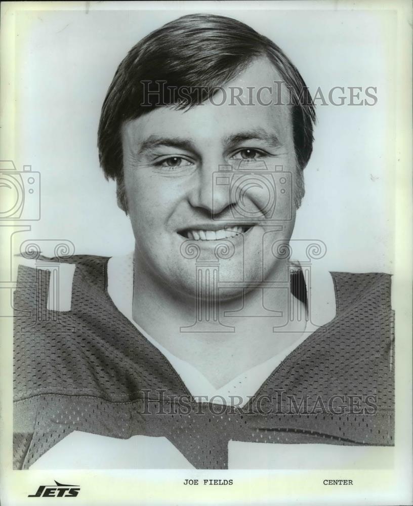 Press Photo Joe Fields, Center, Jets - cvb70021 - Historic Images