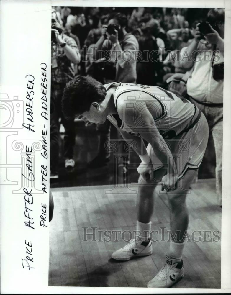 Press Photo Basketball - cvb70365 - Historic Images