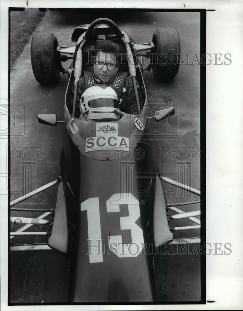 1989 Press Photo Bill Hornack with his car - cvb70515 - Historic Images