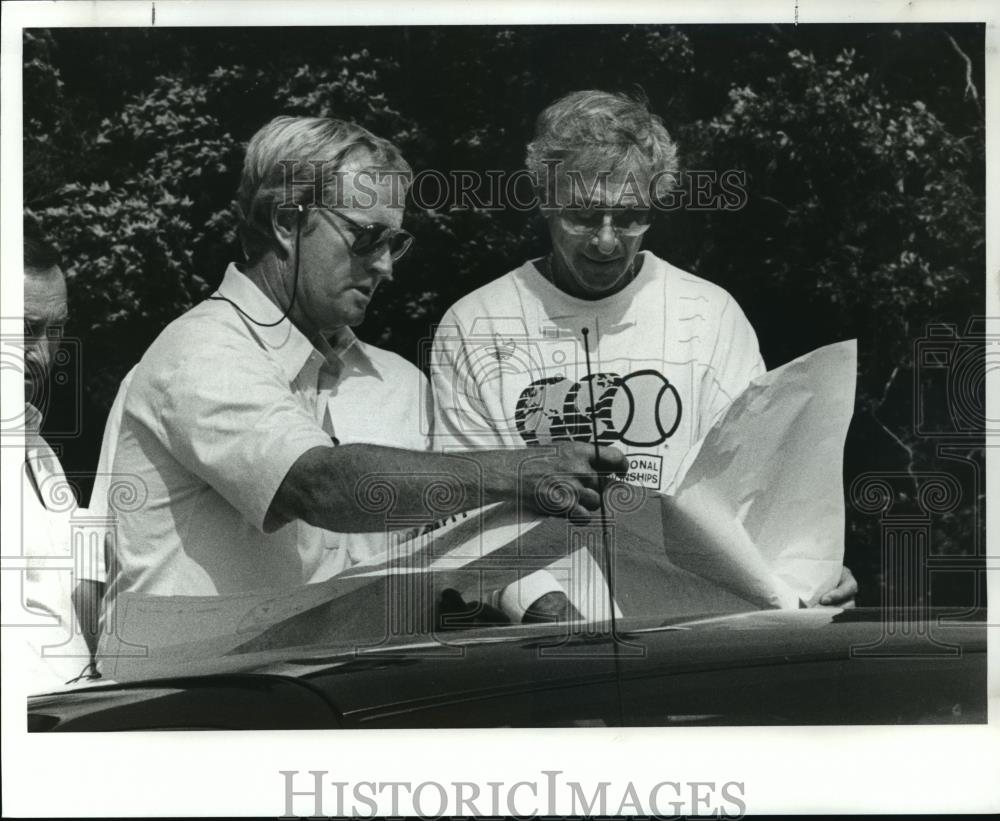1989 Press Photo Golf Pro Jack Nicklaus and developer Bart Wolstein - cvb72288 - Historic Images
