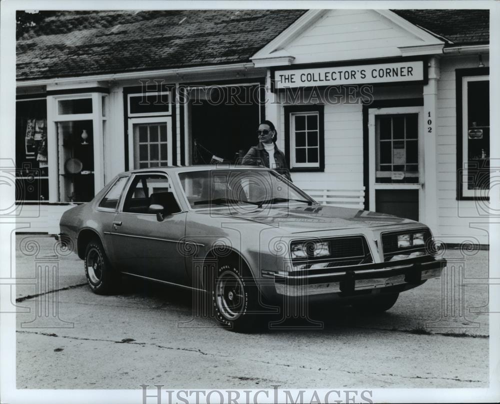 1976 Press Photo Automobiles - Pontiac 1976 Sunbird - cvb72342 - Historic Images