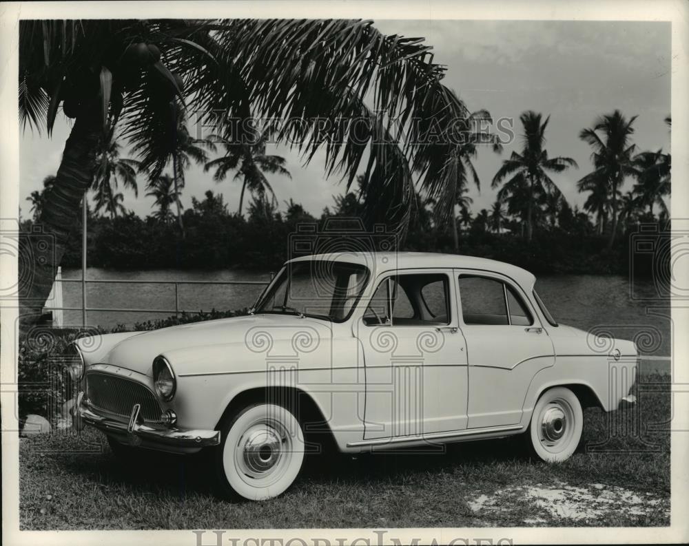 1968 Press Photo Economy sedan the Etoile is being sold by Simca dealers - Historic Images