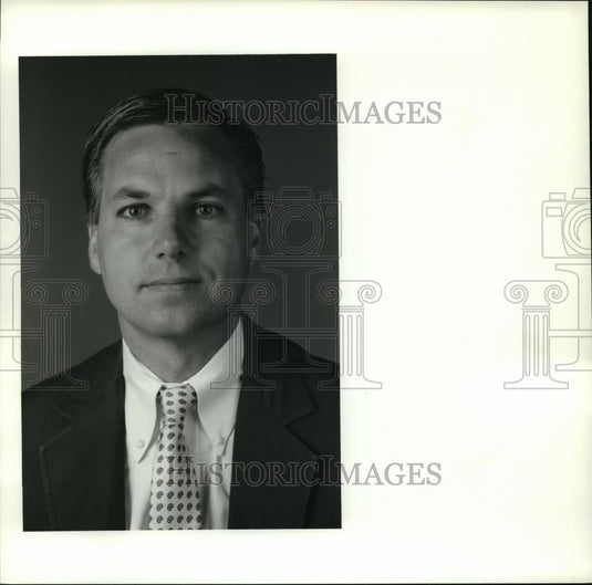 1990 Press Photo Gilmour Head Football Coach Tom DeMinico - cvb72424 - Historic Images