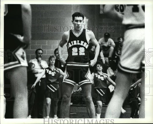 Press Photo Tim Wade prepares himself to rebound as Tuslaw makes foul shot. - Historic Images
