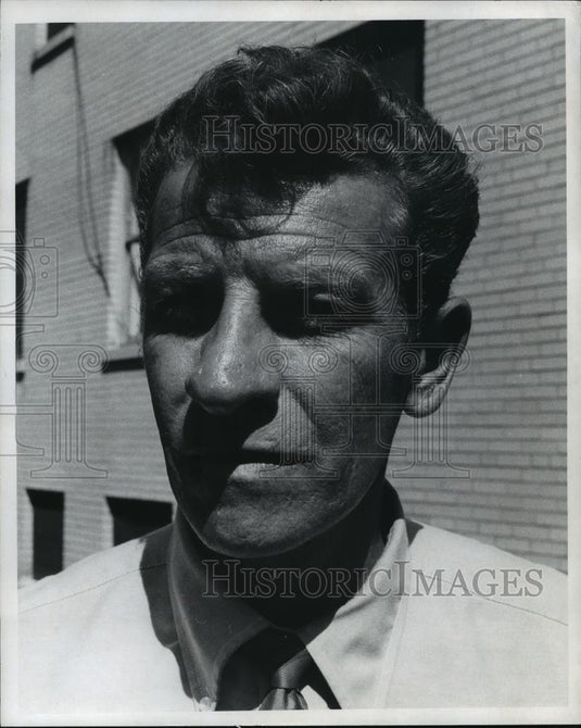 1973 Press Photo Coach Jack Zebkar - Cathedral Latin - cvb72524 - Historic Images