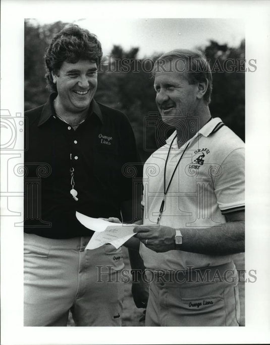 1989 Press Photo Orange High school superintendent Bill Scogan & Chuck Reisland - Historic Images