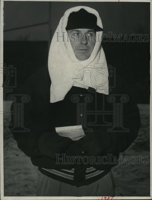 1951 Press Photo Paul Brown watches practice at League Park - cvb72645 - Historic Images