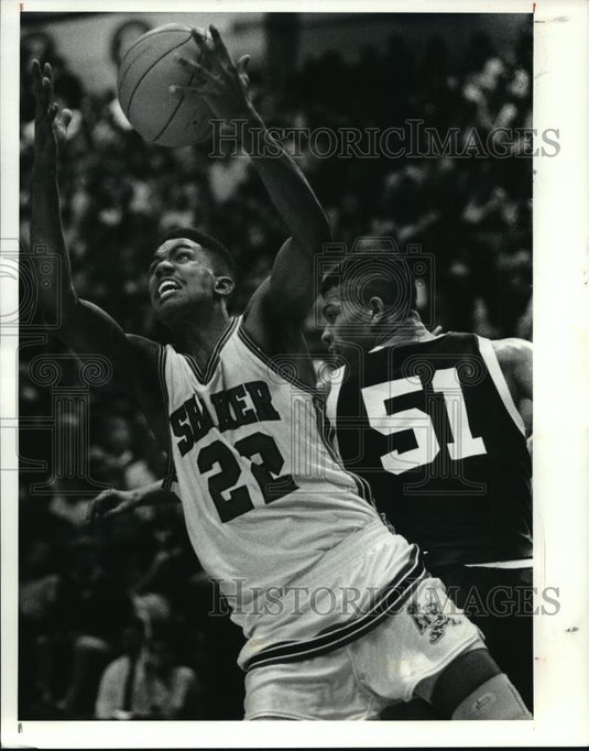 Press Photo Marion Campbell of Shaker & Bronze Simpson of Barberton in Action - Historic Images