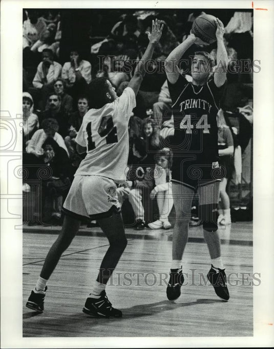 1991 Press Photo Todd Sulek of Trinity, Cleveland Central Catholic Tony Martinez - Historic Images