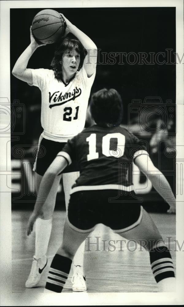 1981 Press Photo Karen Chaney, Cleveland Sate University Basketball Player - Historic Images