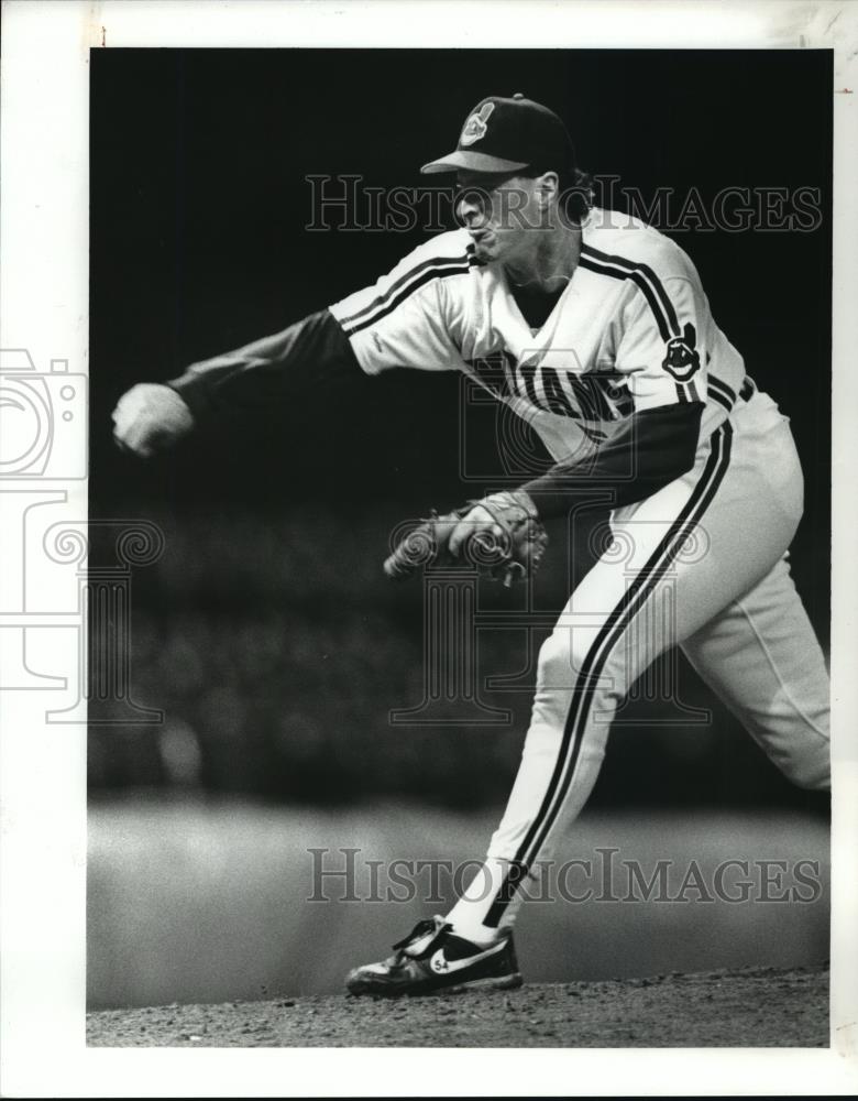 1989 Press Photo Rod Nichols on his way to pitching 7 2/3 innings of shutout - Historic Images