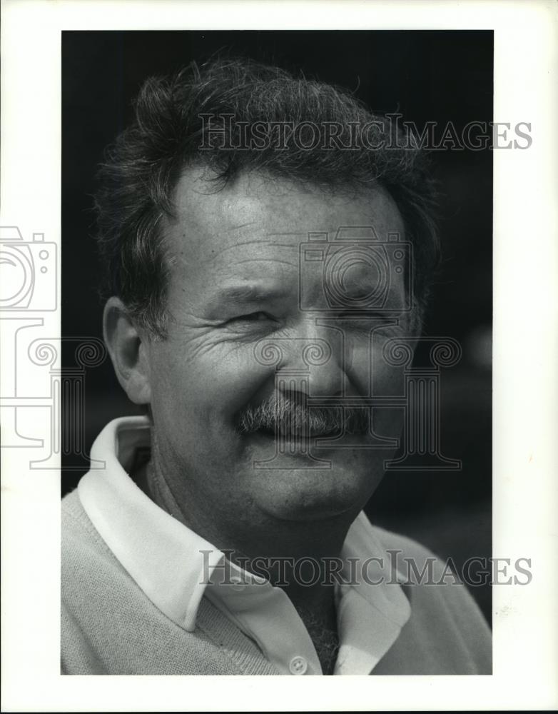 Press Photo Strongsville High School Golf Coach Norm Conners - cvb72942 - Historic Images