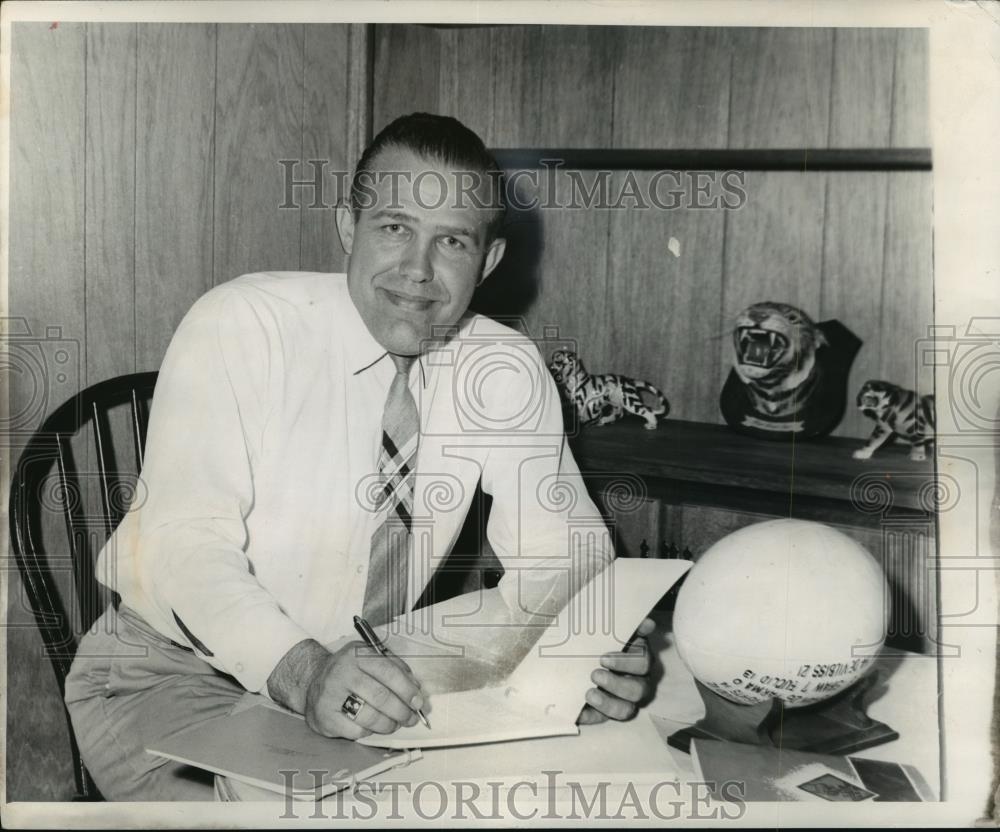 1960 Press Photo The 15th Annual Al Star Scholastic Football Game. - cvb73147 - Historic Images