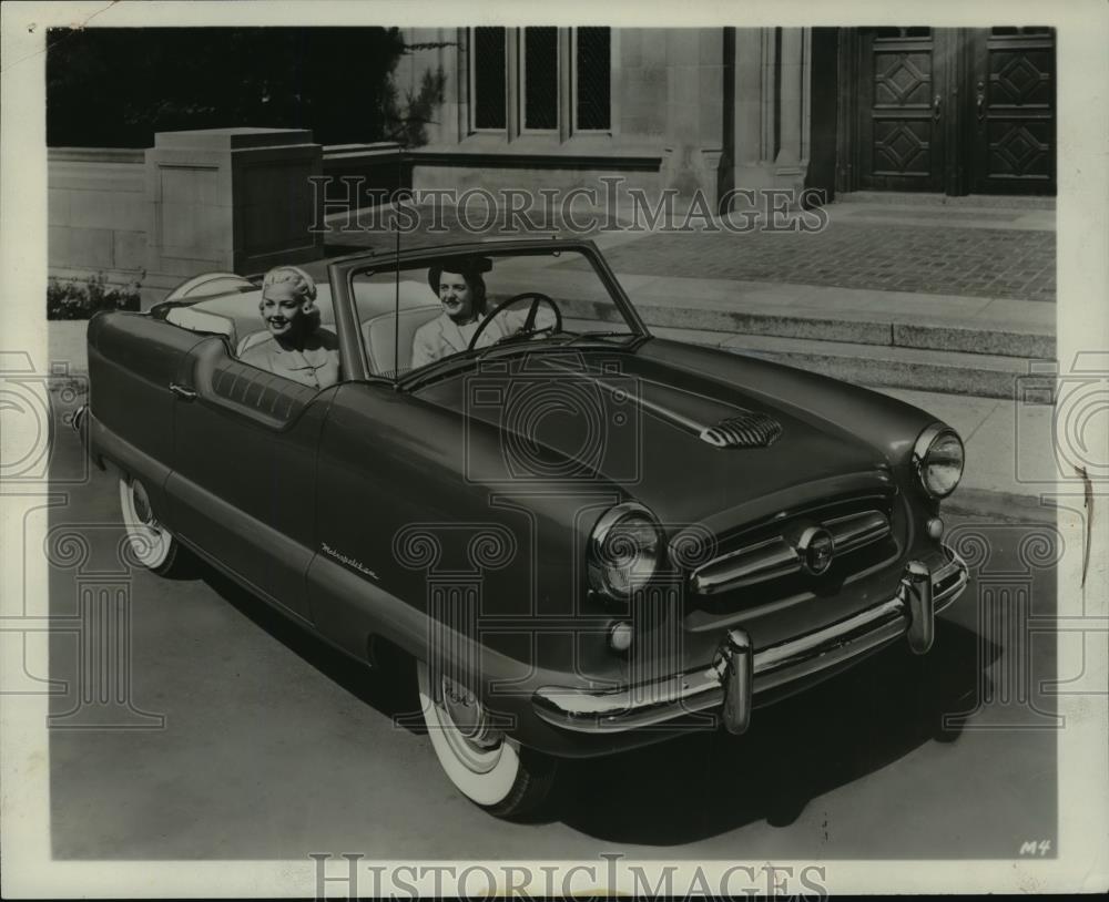 1954 Press Photo Nash Metropolitan - cvb73168 - Historic Images