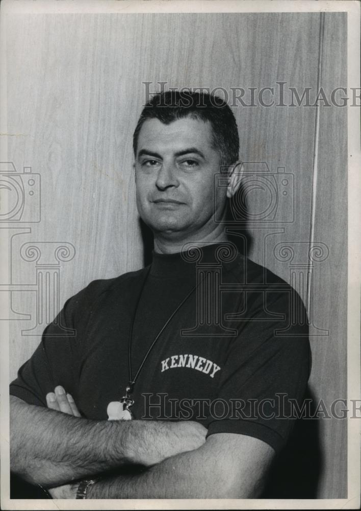 1970 Press Photo Jim Chambers Football Coach John F Kennedy High - cvb73416 - Historic Images