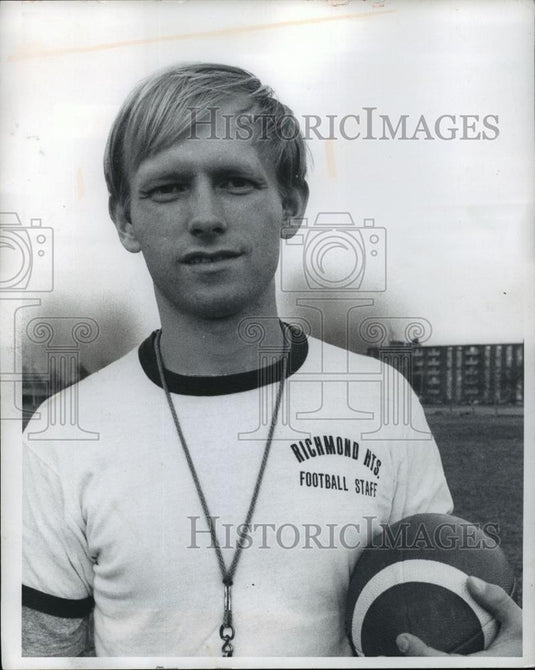 1974 Press Photo Coach Guy Summanen Richmond High Football - cvb73439 - Historic Images