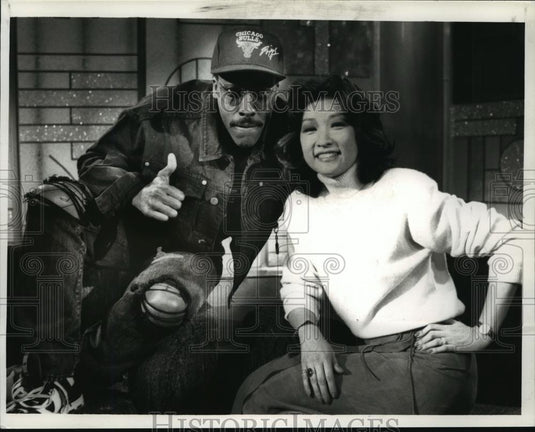 1990 Press Photo Arsenio Hall on A Special Evening with Connie Chung - cvb75657 - Historic Images