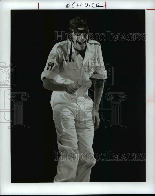 1994 Press Photo Robert Post portrays an aviator in one of his routines. - Historic Images