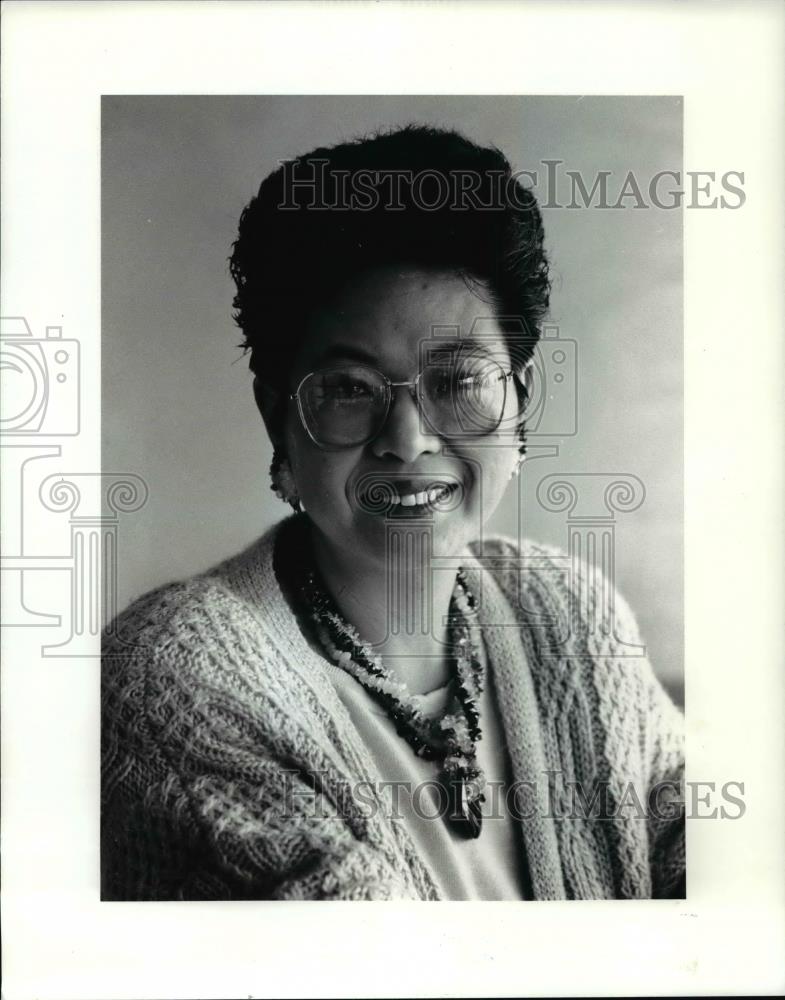 1991 Press Photo Rose Wong co-owner of three Cleveland restaurants. - cvp98227 - Historic Images