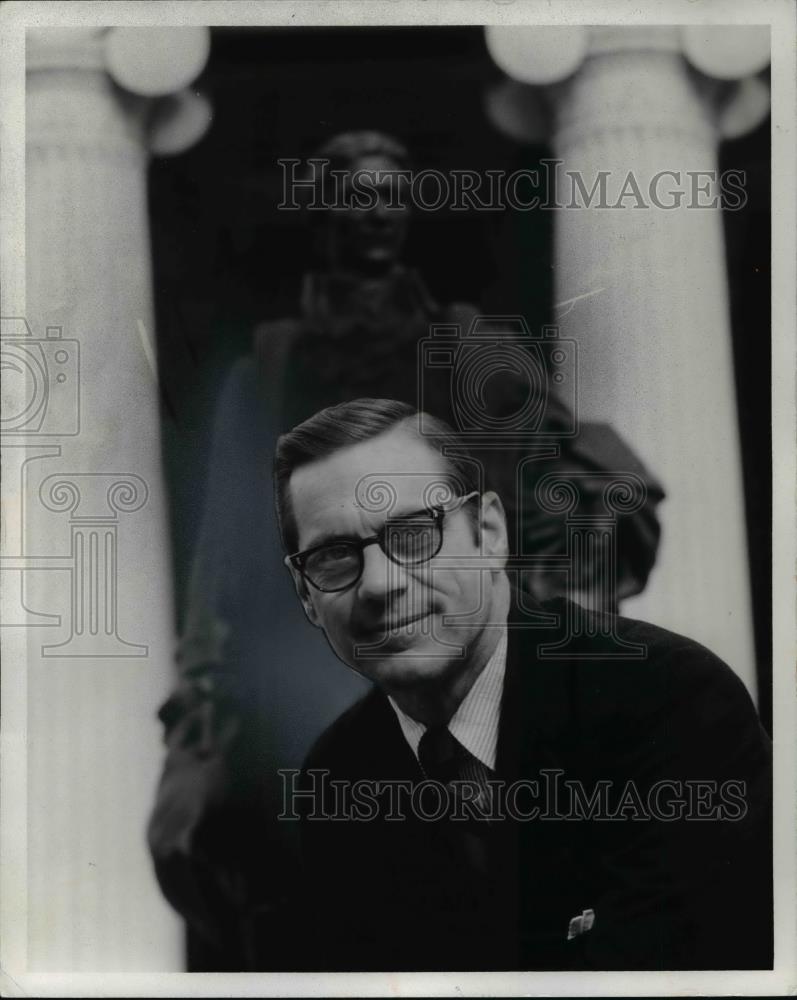 1975 Press Photo William E. Simon, Secretary of the Treasury - cvp98310 - Historic Images