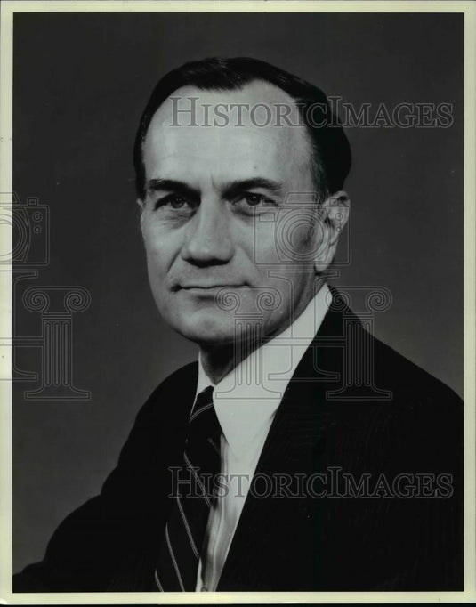 1984 Press Photo Richard Schwartz-Rockwell International Corporation president - Historic Images
