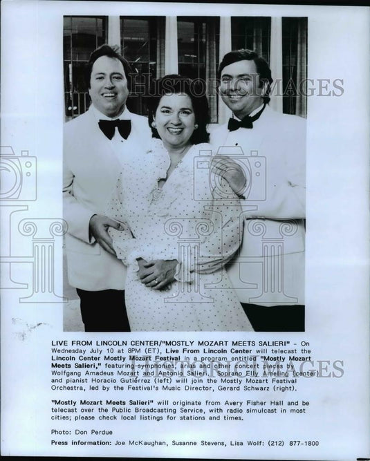 1985 Press Photo Gerard Schwartz and his group performing in Lincoln Center - Historic Images