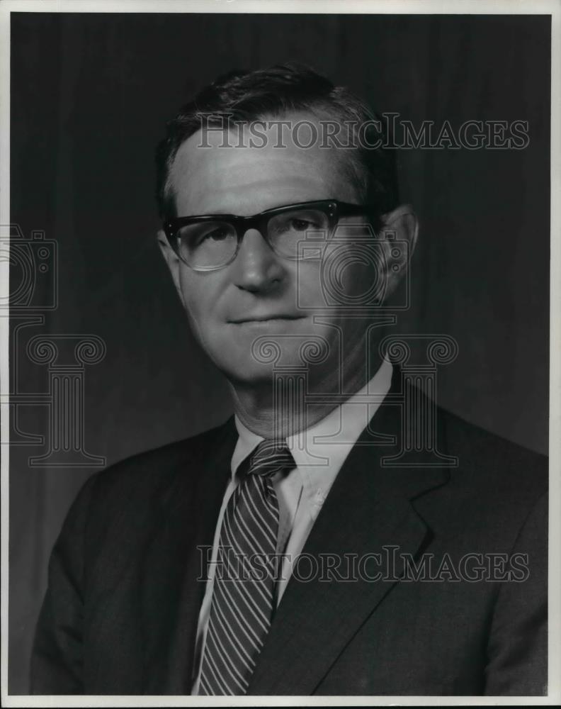 1971 Press Photo John E. Smeltz last council, Shaker Heights - cvp98435 - Historic Images