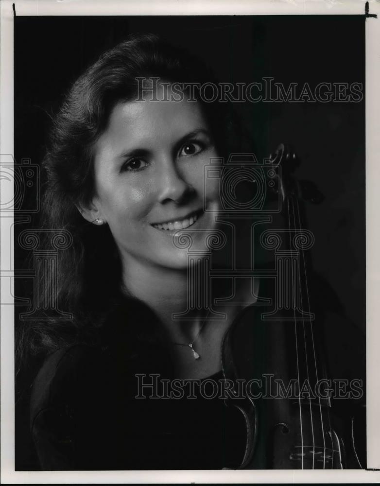 1990 Press Photo Stephanie Sant&#39;Ambrogio-violinist - cvp98521 - Historic Images