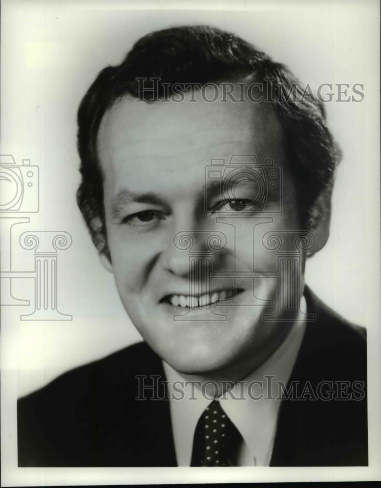 1984 Press Photo Senior Correspondent Bob Schieffer-Campaign '84 - cvp98561 - Historic Images