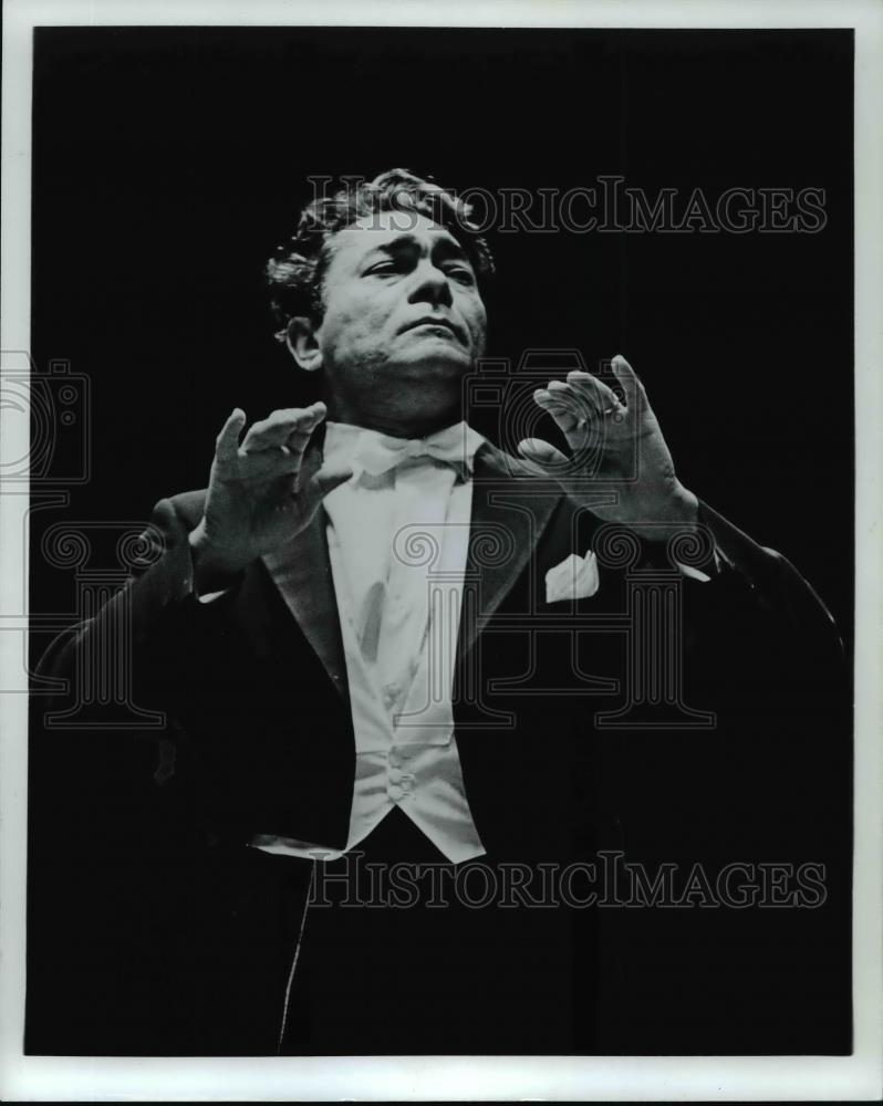 1971 Press Photo Izler Solomon-conductor - cvp98684 - Historic Images
