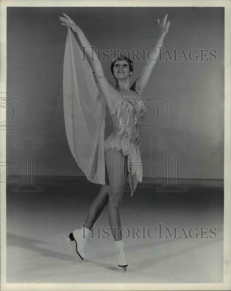 1979 Press Photo Accomplishments of Dianne deLeeuw&#39;s debut with Ice Follies - Historic Images