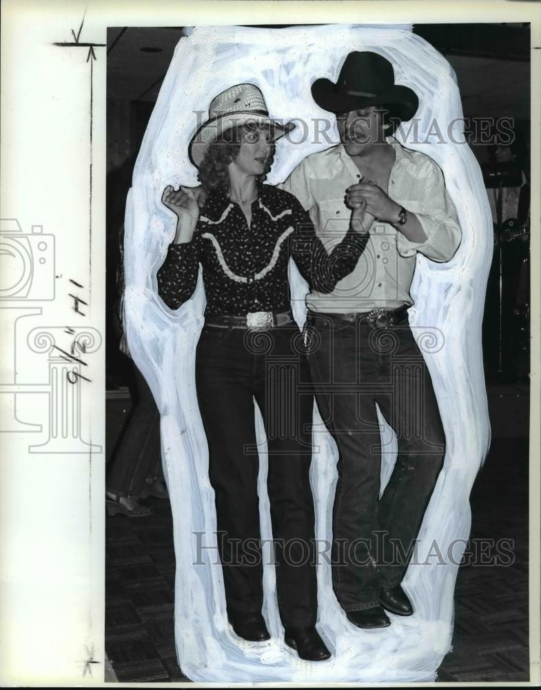 1982 Press Photo Beth Ponto and Gary Herman-cowboy dancing - cvp98858 - Historic Images