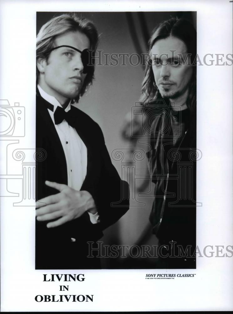 1995 Press Photo James Le Gros and Steve Buscemi in Living in Oblivion. - Historic Images