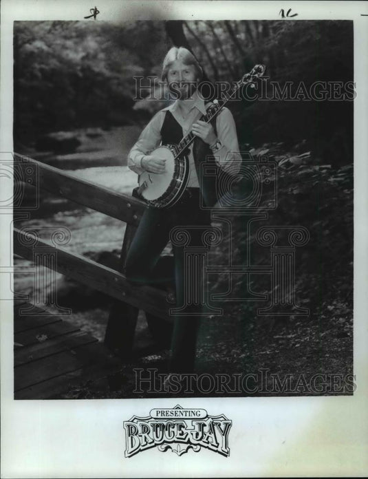 1982 Press Photo Bruce Jay - cvp98956 - Historic Images