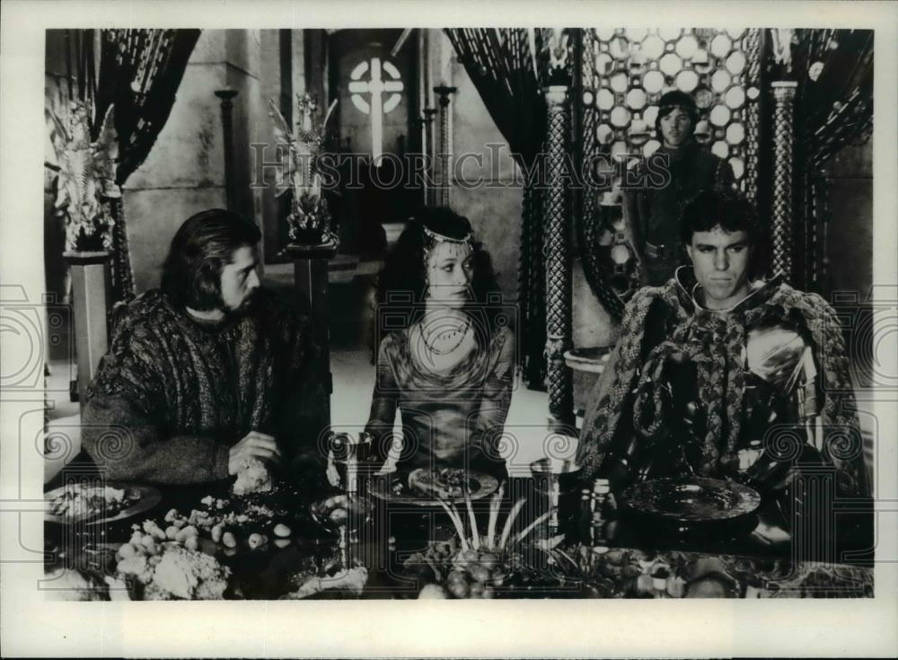 1985 Press Photo Nigel Terry, Cherie Lunghi and Nicholas Clay in Excalibur. - Historic Images
